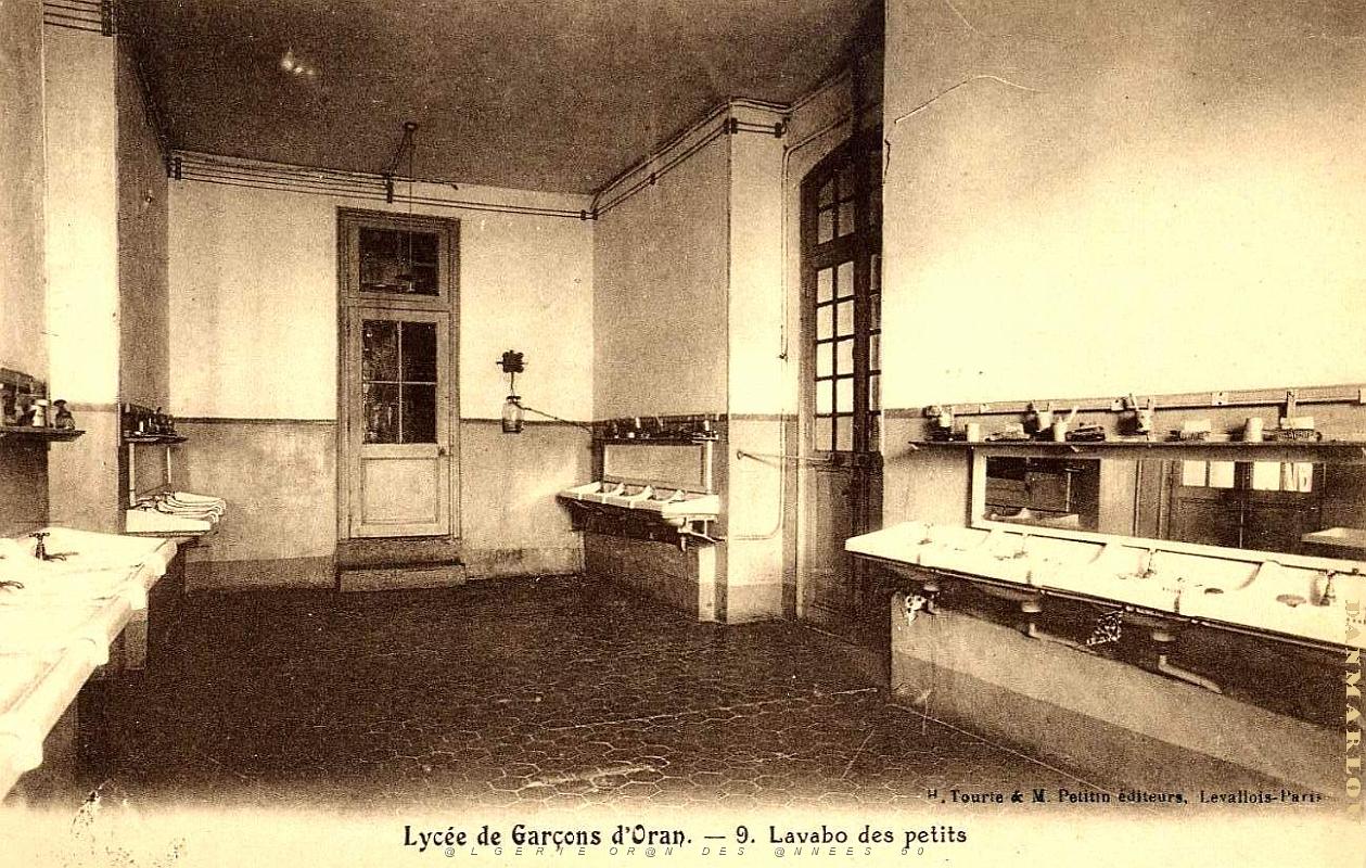 BG ca- 007- Lycee Lamoriciere- Interieur.JPG